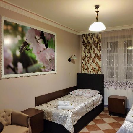 Bed and Breakfast Dwor Bartnika Narewka Exteriér fotografie