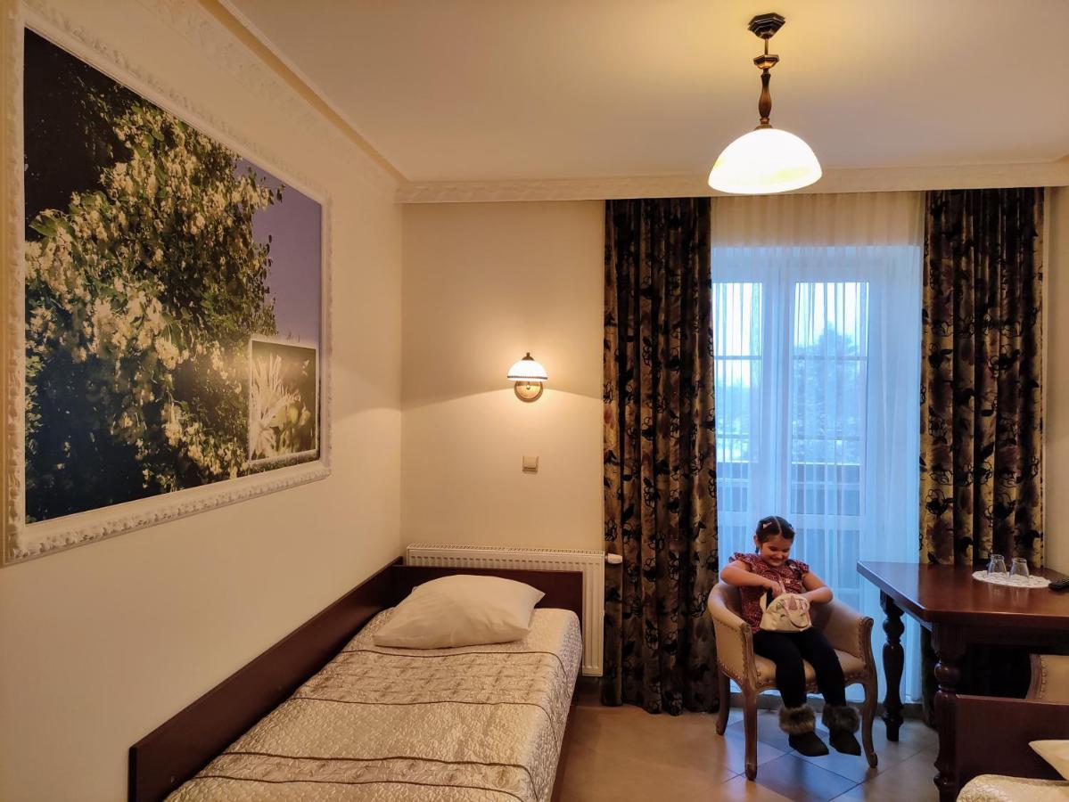 Bed and Breakfast Dwor Bartnika Narewka Exteriér fotografie