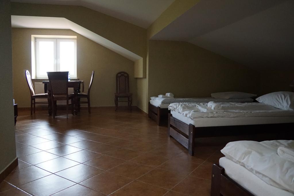 Bed and Breakfast Dwor Bartnika Narewka Exteriér fotografie
